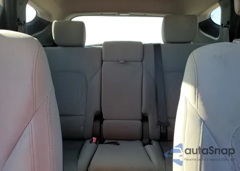 2016 Hyundai Santa Fe Sport z USA, uszkodzony, nr VIN 5XYZT3LB0GG341934